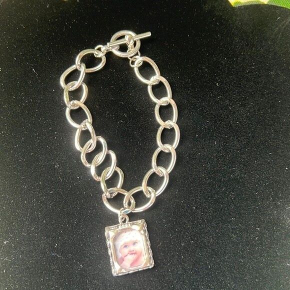 charm bracelet with picture frame charm- Handcrafted silver tone - Picture 1 of 3